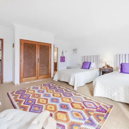 Villa Punxa Dalt - Traditional With Heatable Pool Pollenca