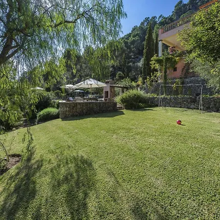 Villa Punxa Dalt - Traditional With Heatable Pool